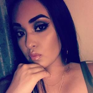 Meet your Posher, Sabrina